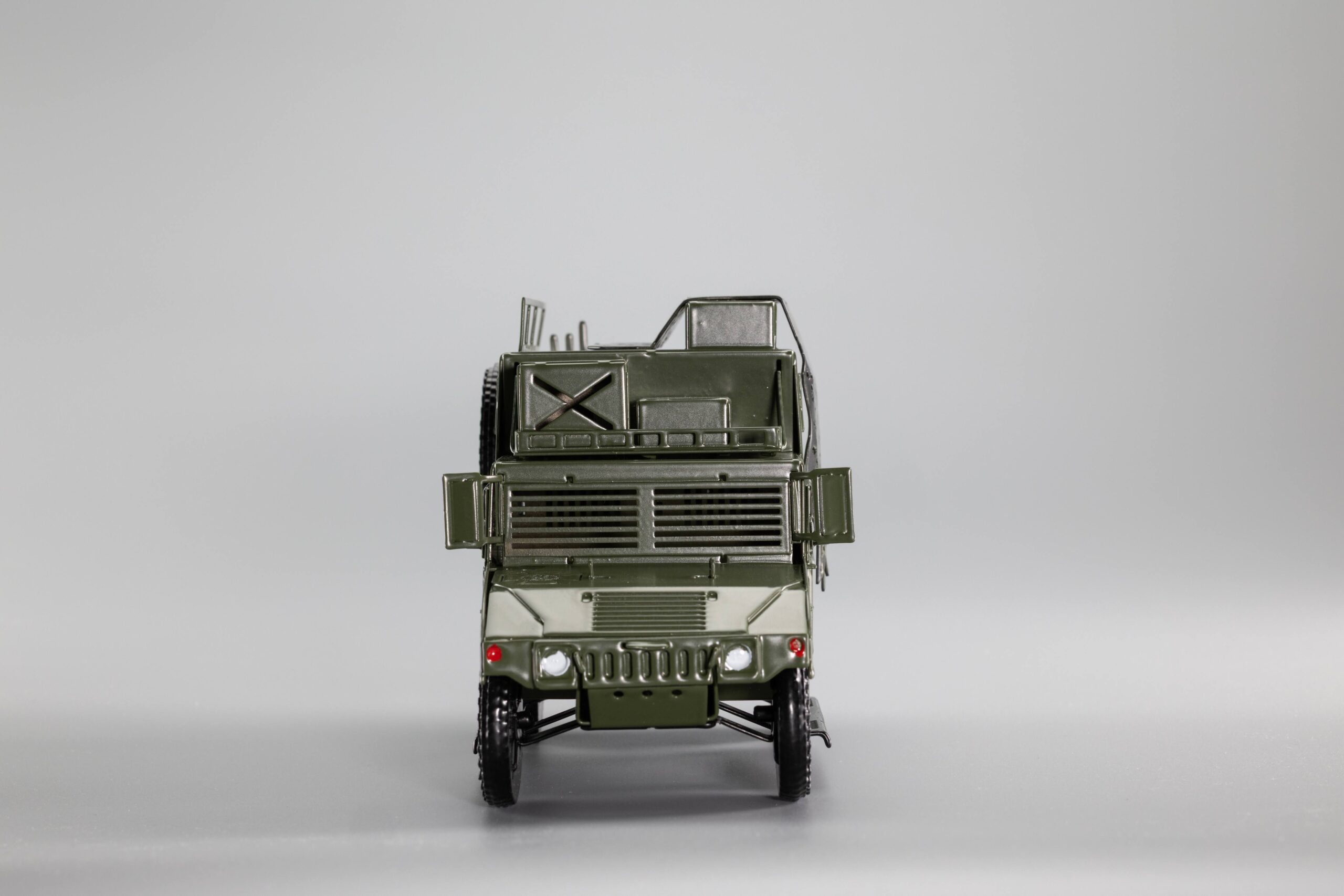 HMMWV M1037 SHELTER CARRIER
