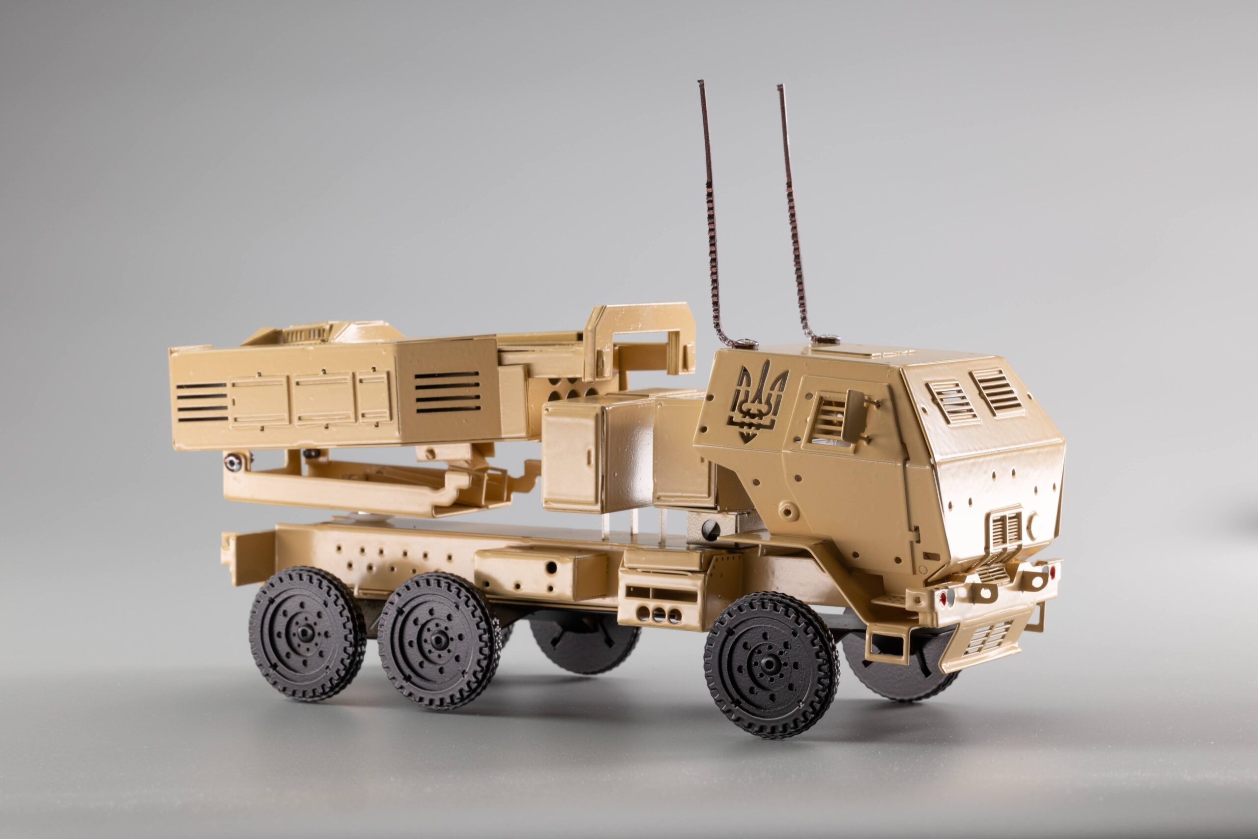 M142 HIMARS
